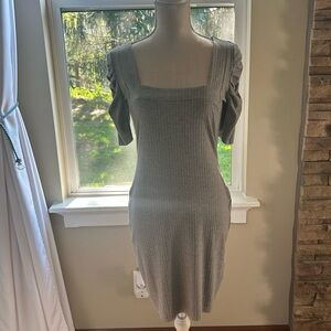 Venus Casual Gray Women's Midi Dress Sz.S Excellent Condition🩶